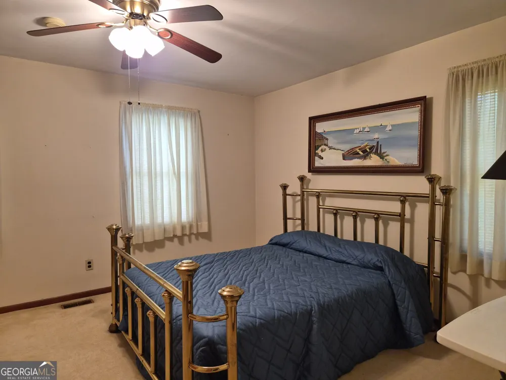 209 Self ST Warner Robins, GA 31088