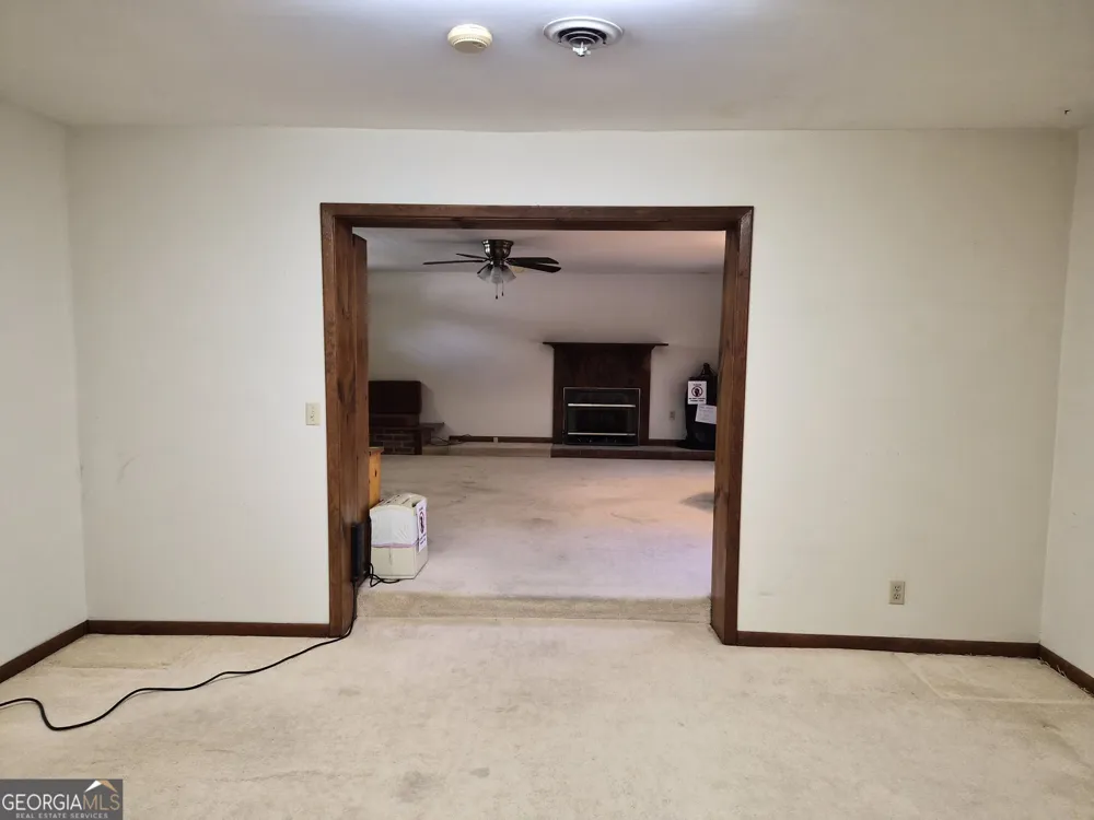 209 Self ST Warner Robins, GA 31088