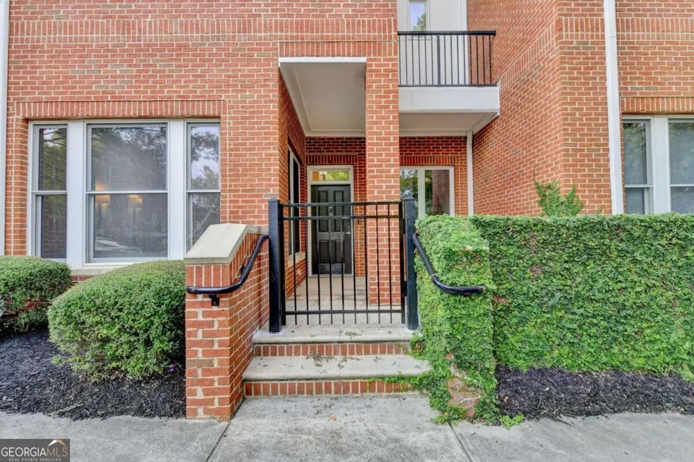 745 Fountainhead LN NE Atlanta, GA 30324