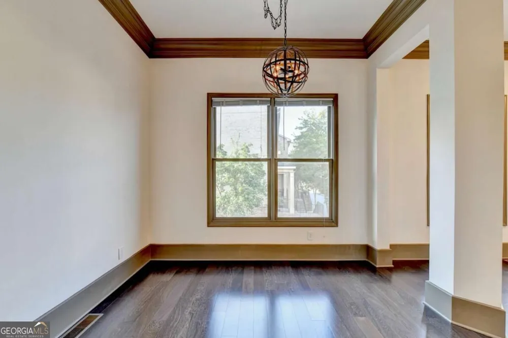 745 Fountainhead LN NE Atlanta, GA 30324