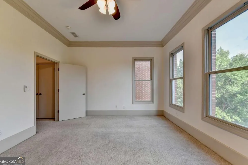 745 Fountainhead LN NE Atlanta, GA 30324