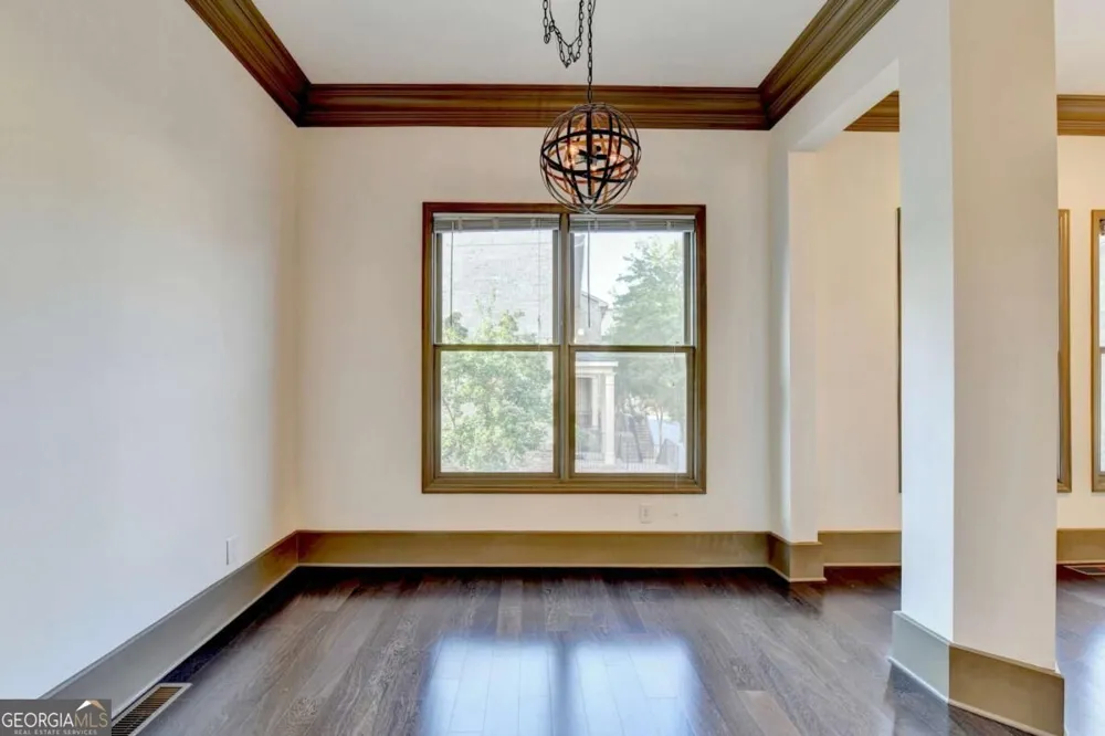 745 Fountainhead LN NE Atlanta, GA 30324