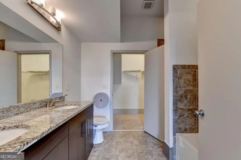 745 Fountainhead LN NE Atlanta, GA 30324