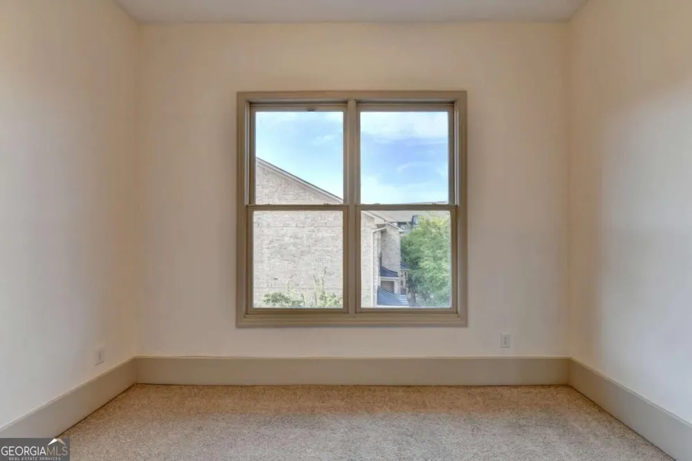 745 Fountainhead LN NE Atlanta, GA 30324