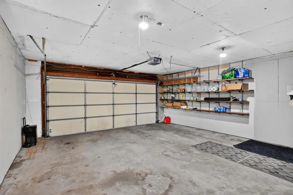 205 Kenwood Drive Alexandria, MN 56308