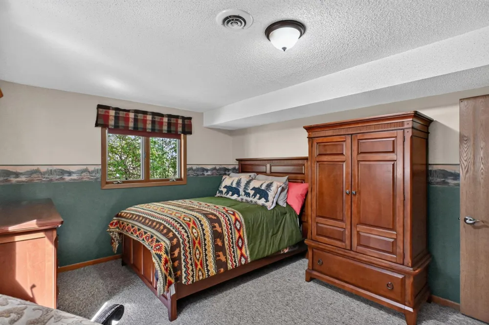 205 Kenwood Drive Alexandria, MN 56308
