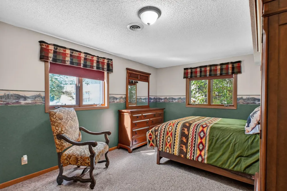 205 Kenwood Drive Alexandria, MN 56308
