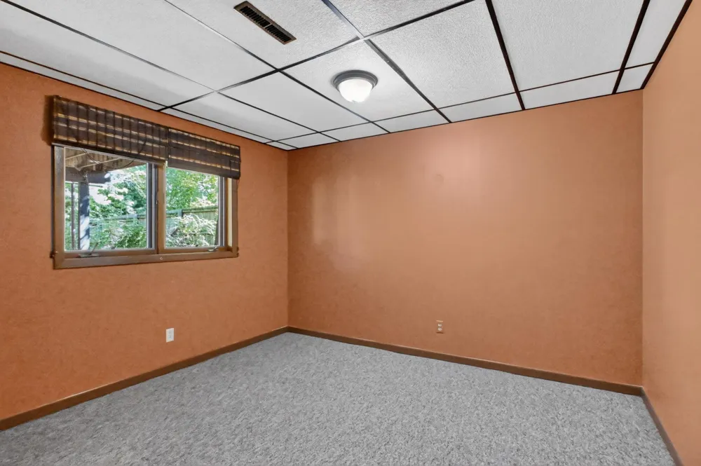 205 Kenwood Drive Alexandria, MN 56308