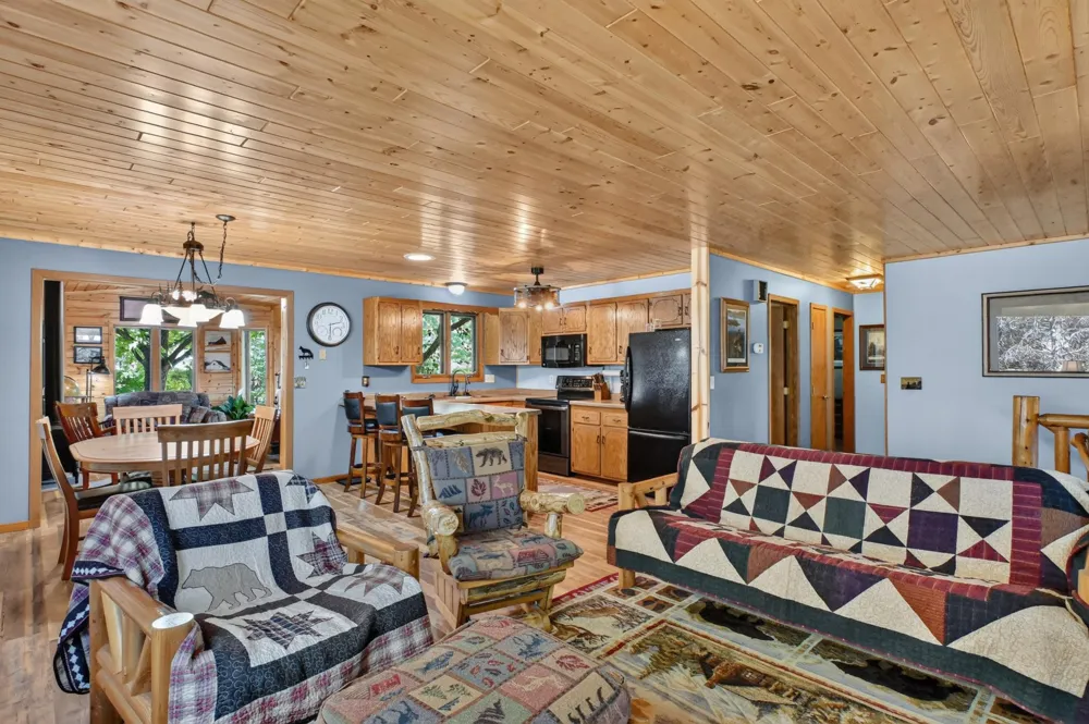 205 Kenwood Drive Alexandria, MN 56308