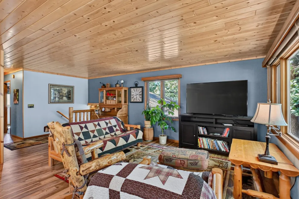205 Kenwood Drive Alexandria, MN 56308