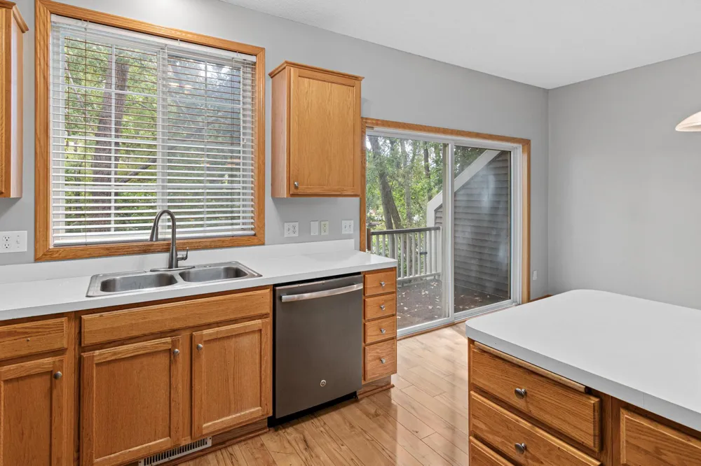 810 Trenton Lane Plymouth, MN 55441