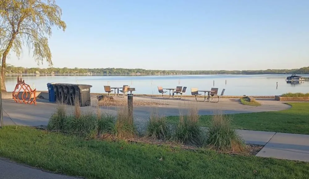 810 Trenton Lane Plymouth, MN 55441