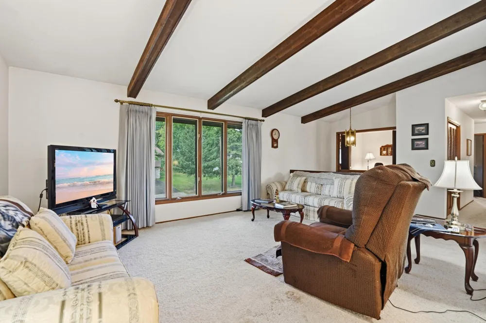 2756 Yukon Avenue New Hope, MN 55427