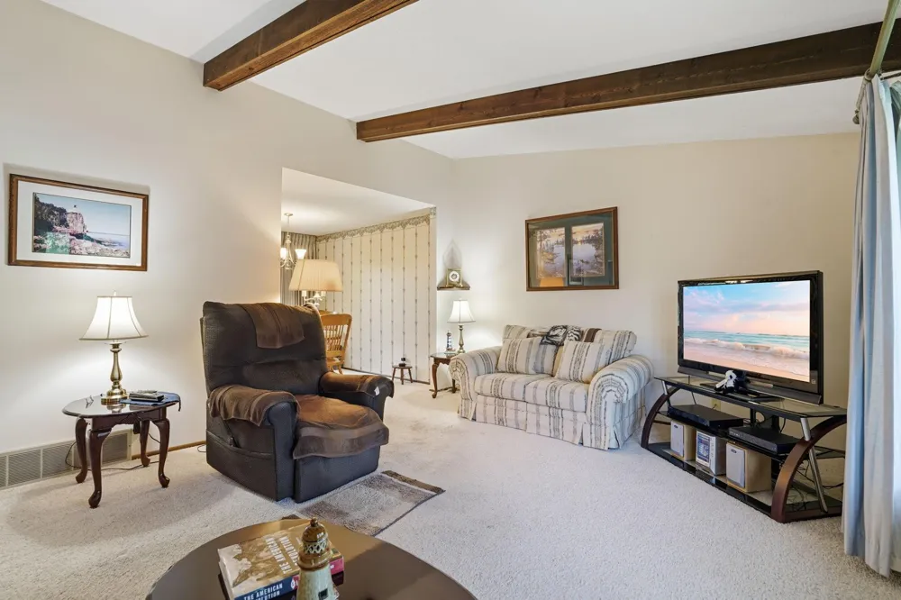 2756 Yukon Avenue New Hope, MN 55427