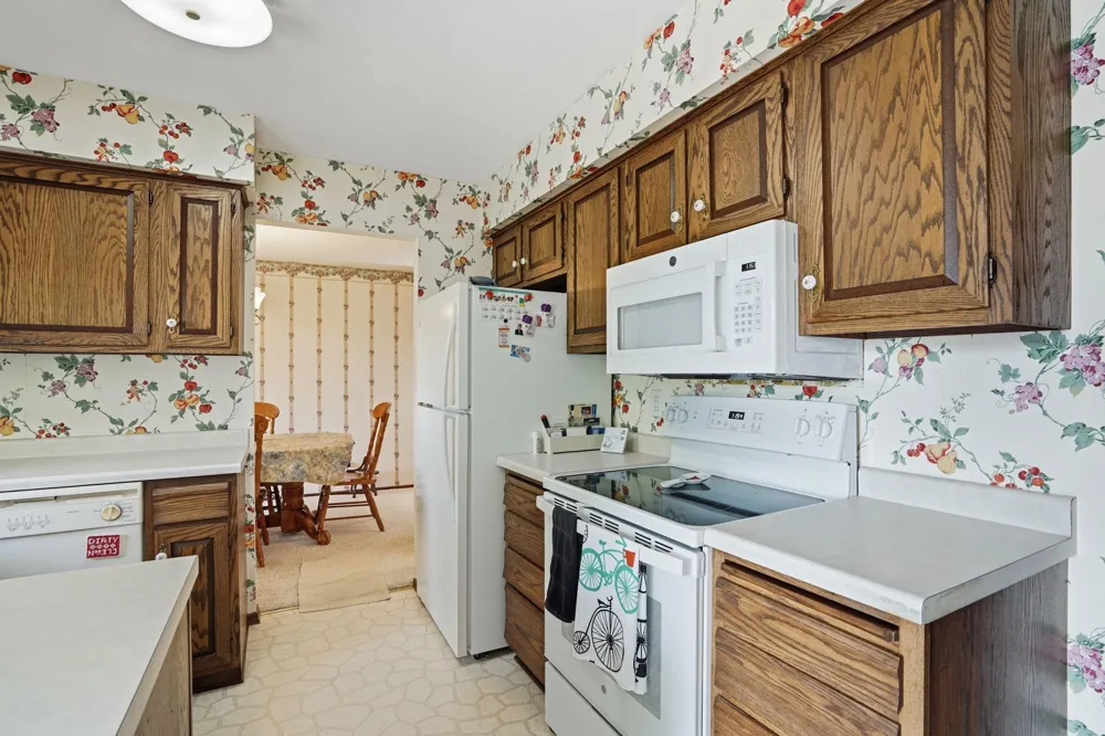 2756 Yukon Avenue New Hope, MN 55427