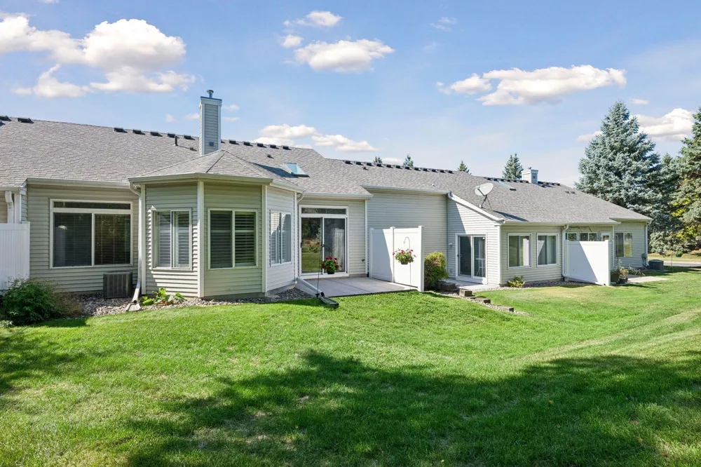 10811 Lexington Drive Eden Prairie, MN 55344