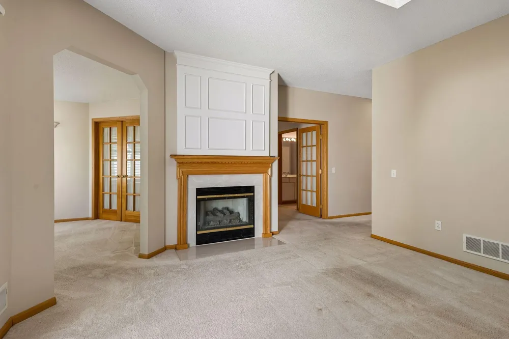 10811 Lexington Drive Eden Prairie, MN 55344