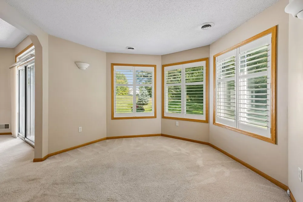 10811 Lexington Drive Eden Prairie, MN 55344