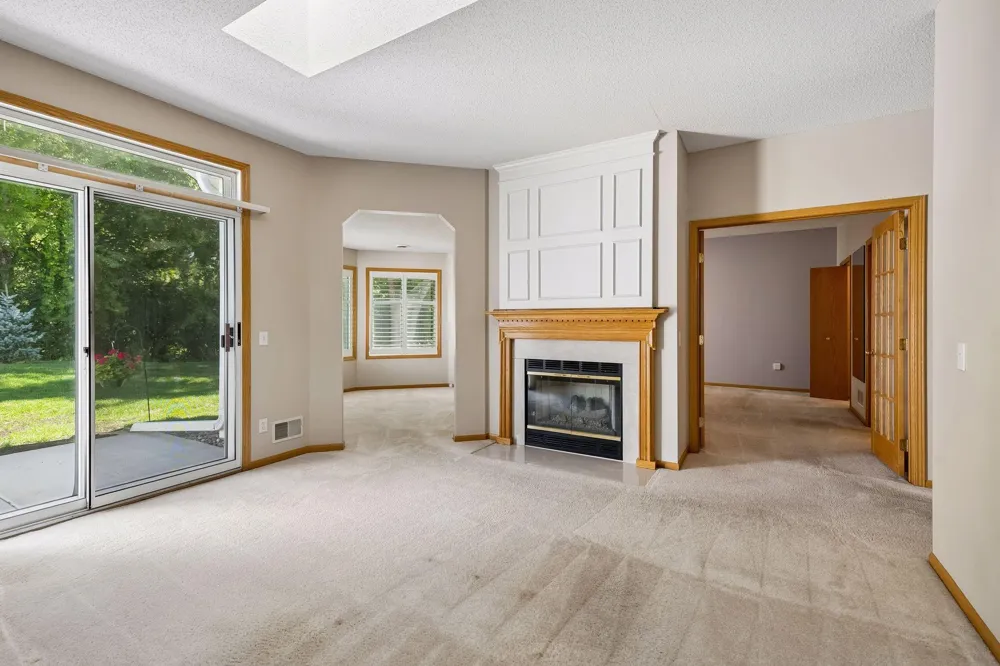 10811 Lexington Drive Eden Prairie, MN 55344