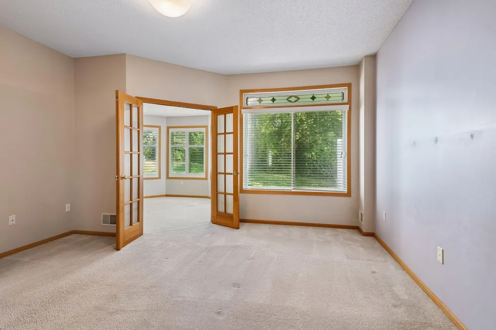 10811 Lexington Drive Eden Prairie, MN 55344