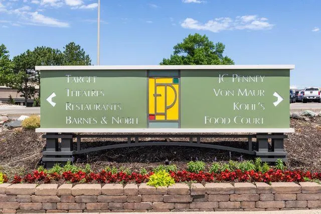 10811 Lexington Drive Eden Prairie, MN 55344