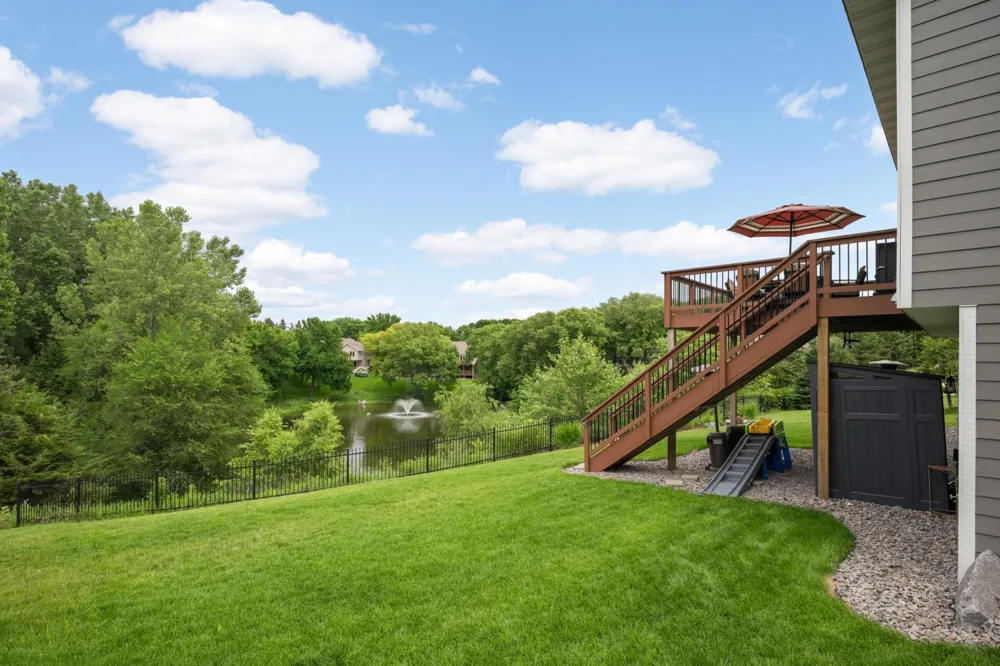 9971 Lawson Lane Eden Prairie, MN 55347
