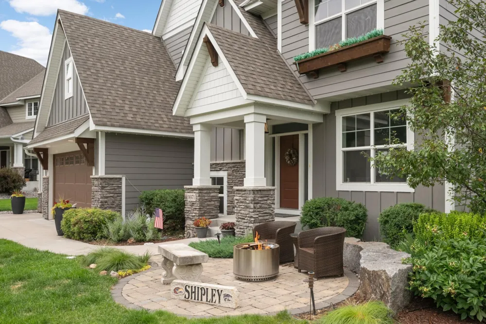 9971 Lawson Lane Eden Prairie, MN 55347