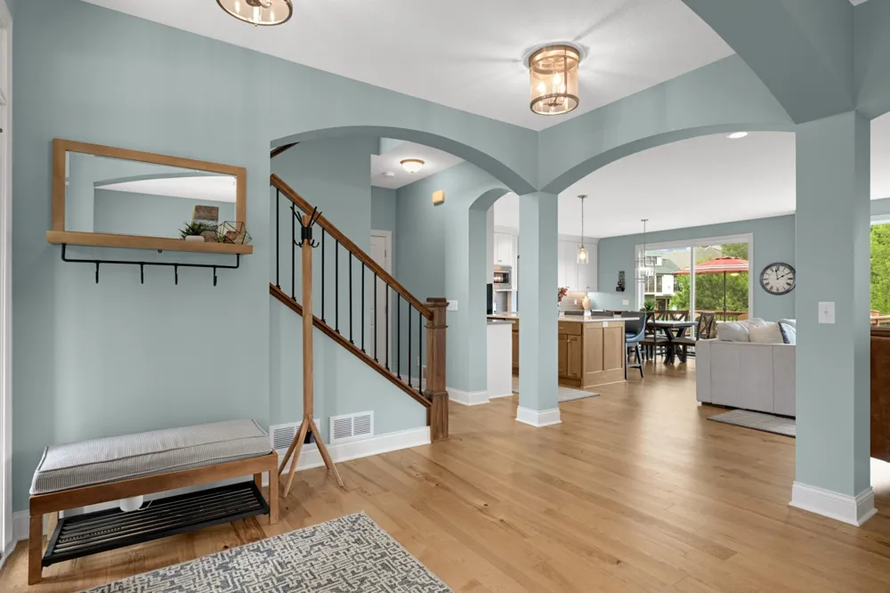9971 Lawson Lane Eden Prairie, MN 55347