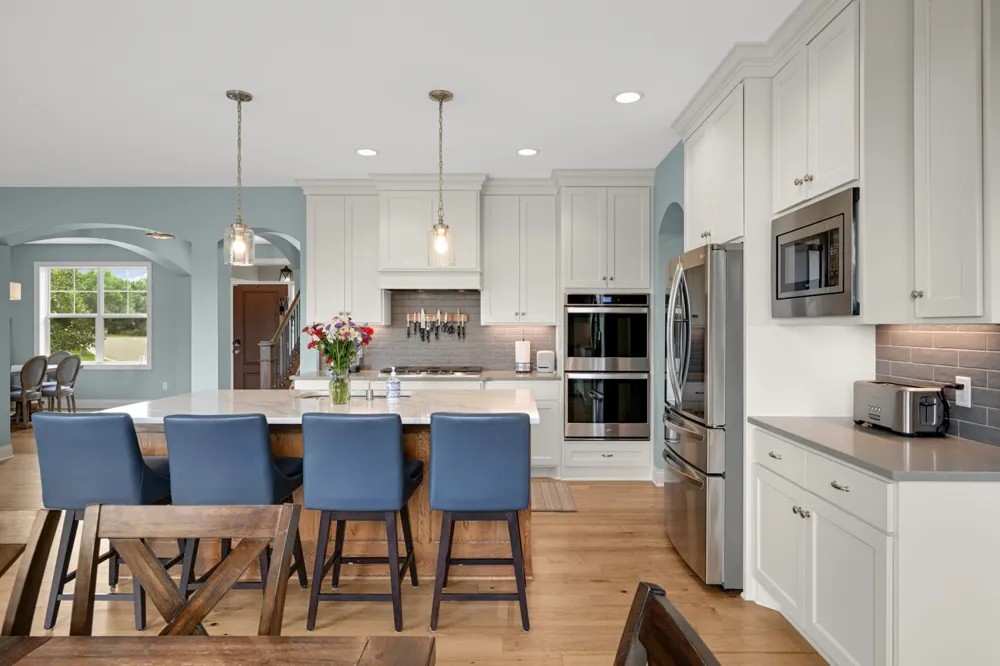9971 Lawson Lane Eden Prairie, MN 55347