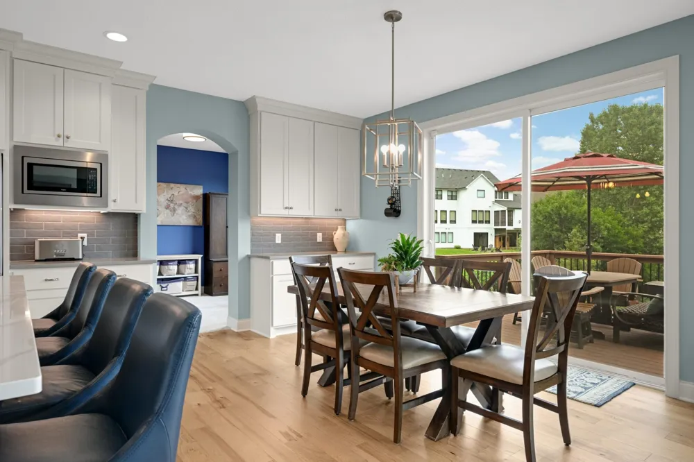 9971 Lawson Lane Eden Prairie, MN 55347