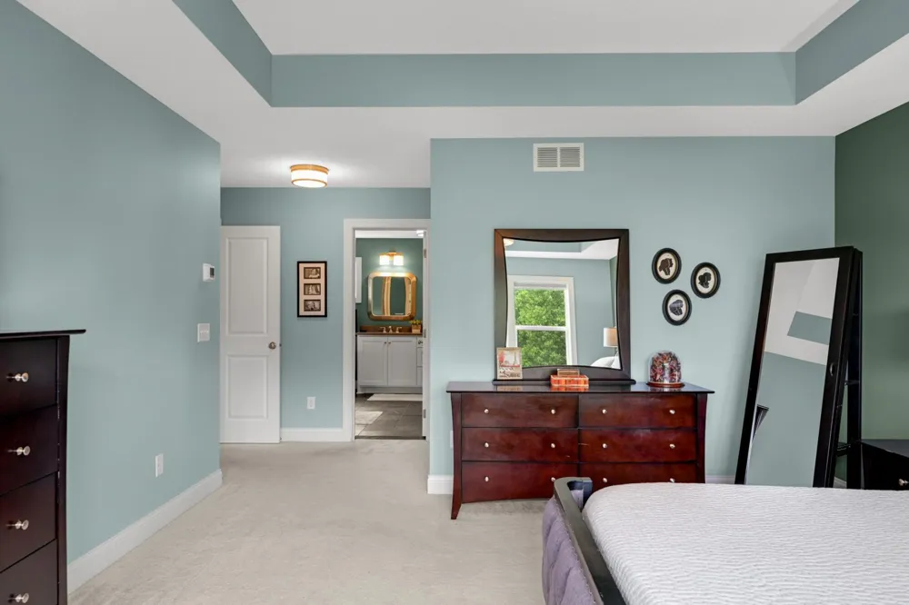 9971 Lawson Lane Eden Prairie, MN 55347