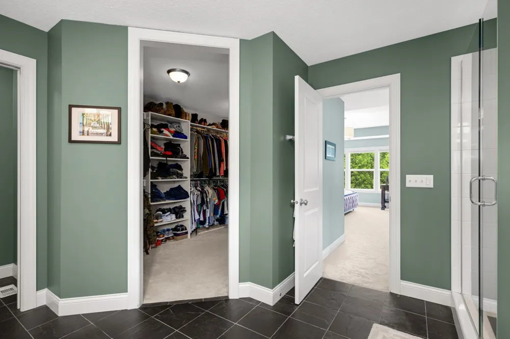 9971 Lawson Lane Eden Prairie, MN 55347