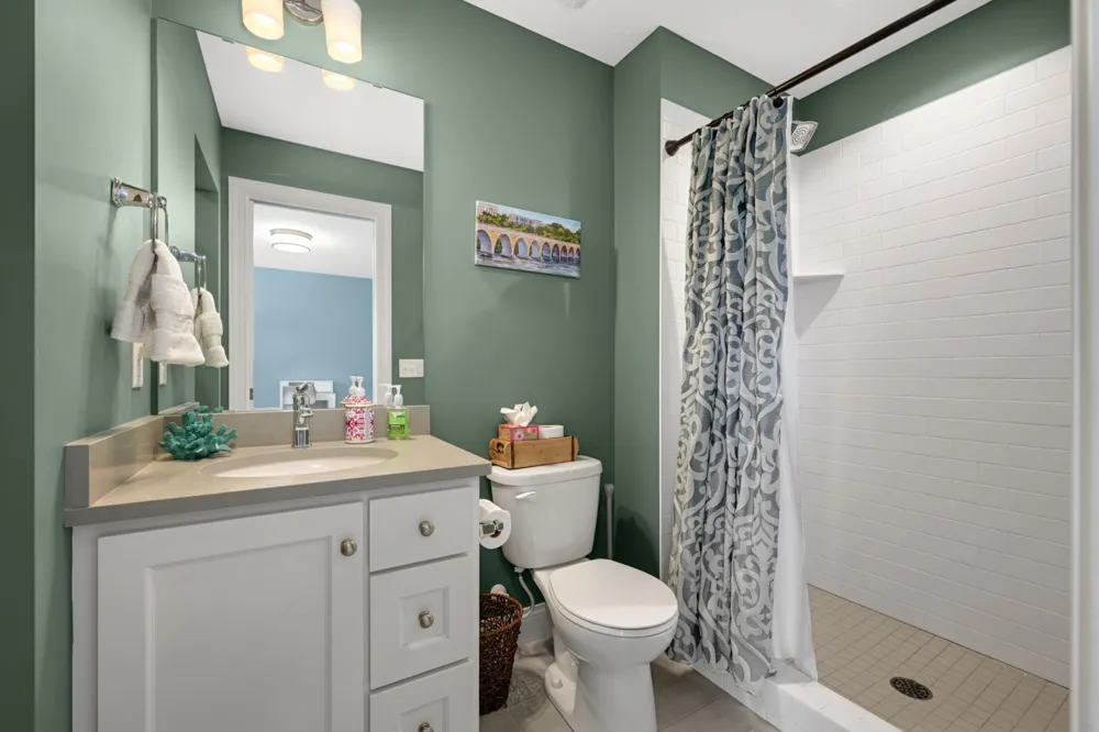 9971 Lawson Lane Eden Prairie, MN 55347
