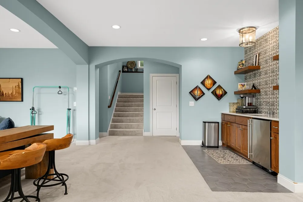 9971 Lawson Lane Eden Prairie, MN 55347