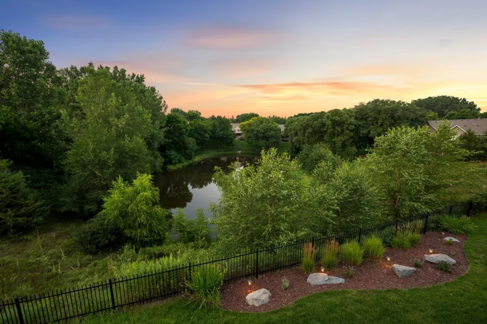 9971 Lawson Lane Eden Prairie, MN 55347
