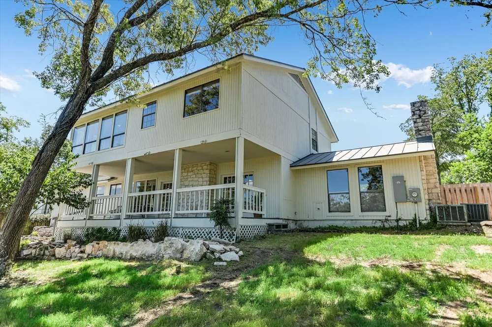 1923 Cypress Point W Austin, TX 78746