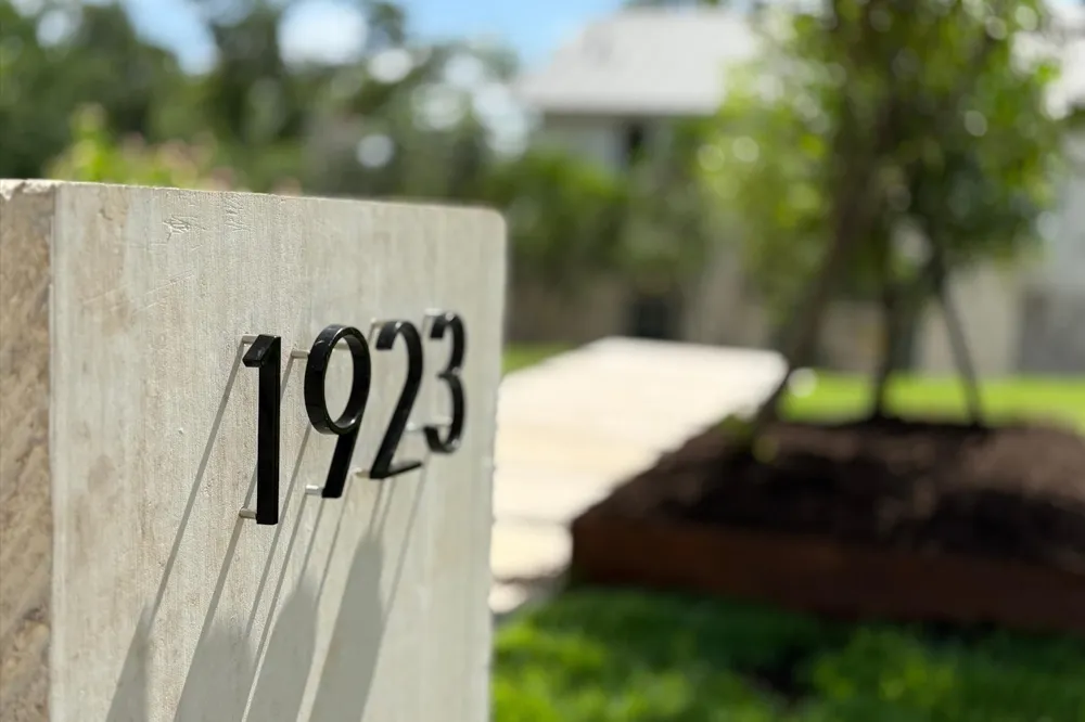 1923 Cypress Point W Austin, TX 78746