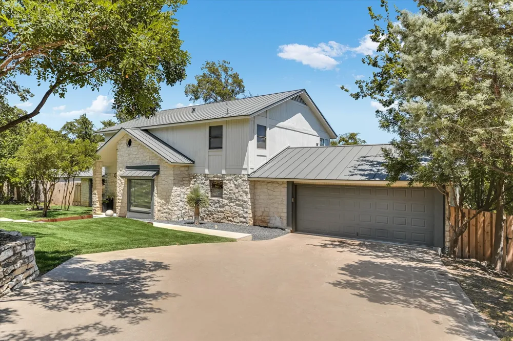 1923 Cypress Point W Austin, TX 78746