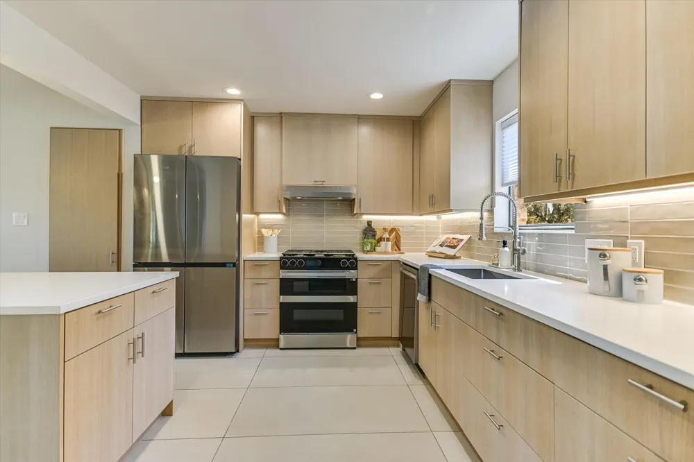 1923 Cypress Point W Austin, TX 78746