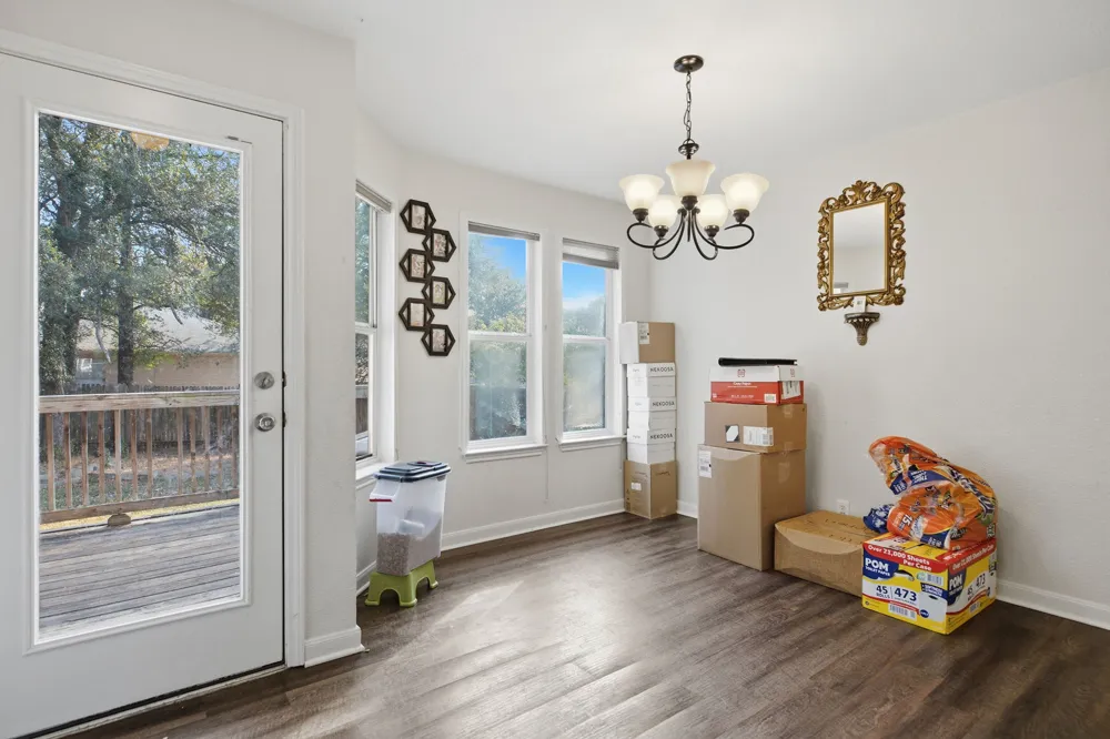 113 Songbird Court Cedar Creek, TX 78612