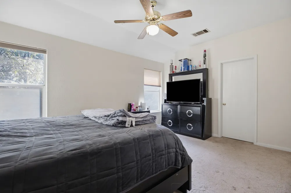 113 Songbird Court Cedar Creek, TX 78612