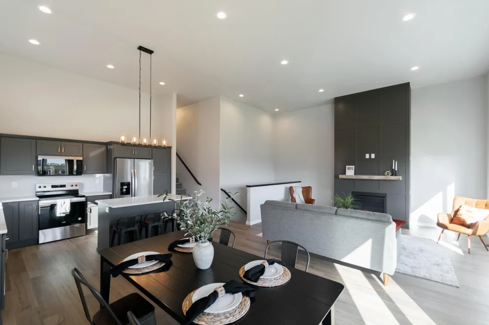 1147 Jill Drive W West Fargo, ND 58078