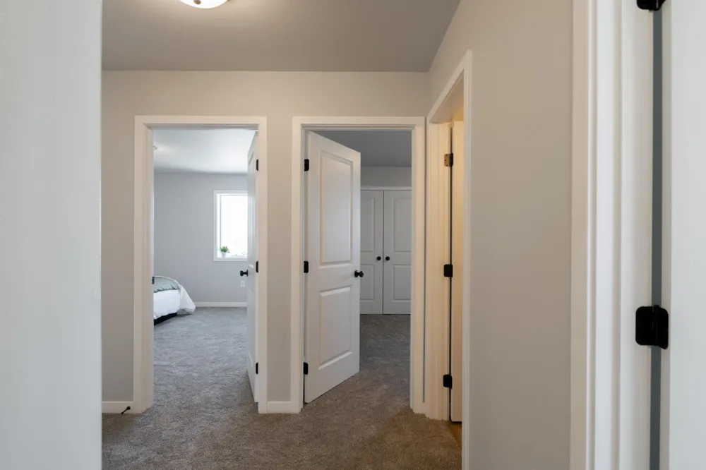 1147 Jill Drive W West Fargo, ND 58078