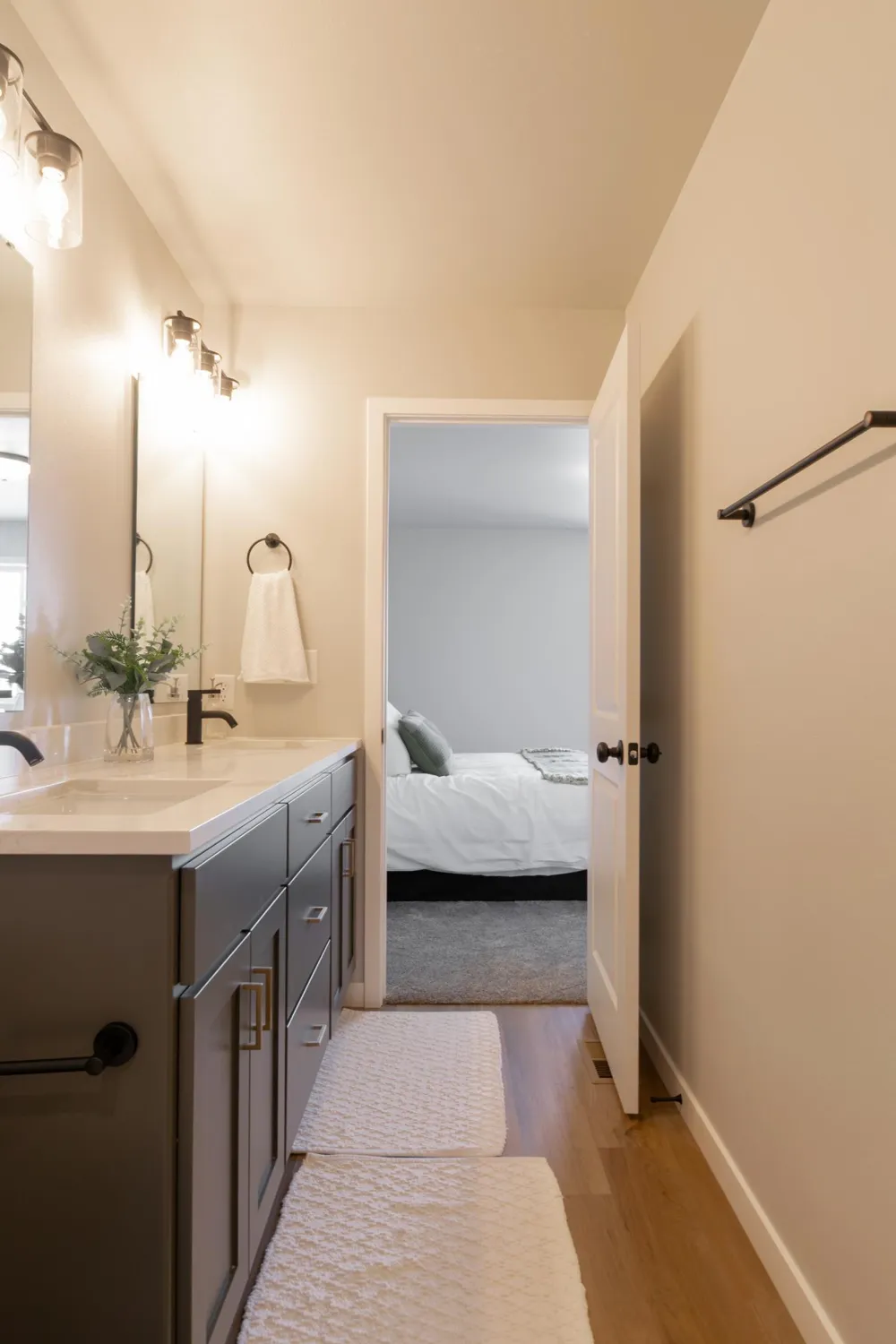 1147 Jill Drive W West Fargo, ND 58078