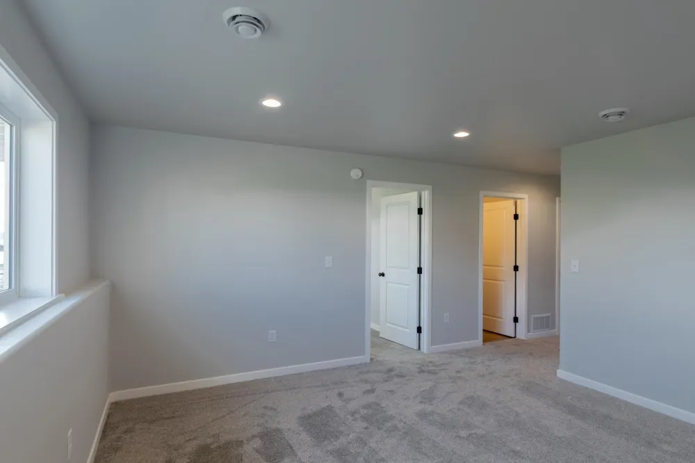 1147 Jill Drive W West Fargo, ND 58078