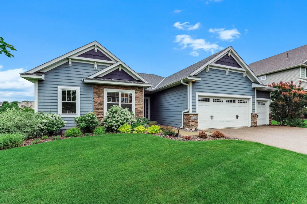 16638 Markley Lake Drive SE Prior Lake, MN 55372