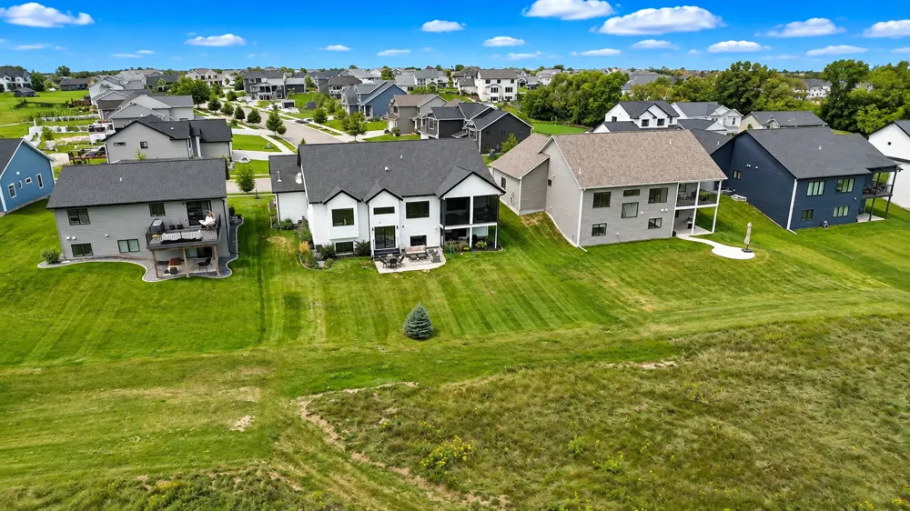 1987 31st Street SW Rochester, MN 55902