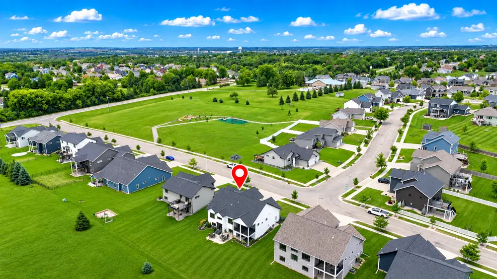 1987 31st Street SW Rochester, MN 55902