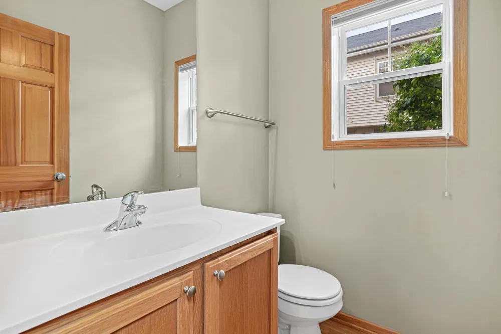 8304 Townsend Drive Eden Prairie, MN 55344