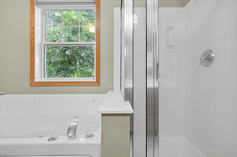 8304 Townsend Drive Eden Prairie, MN 55344